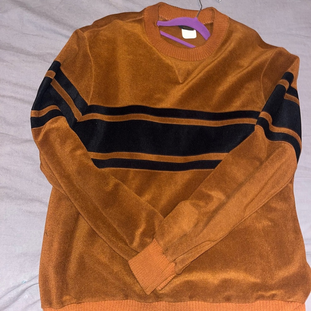 Lee Men's Burnt Orange Crewneck Sweater with Black Stripes
